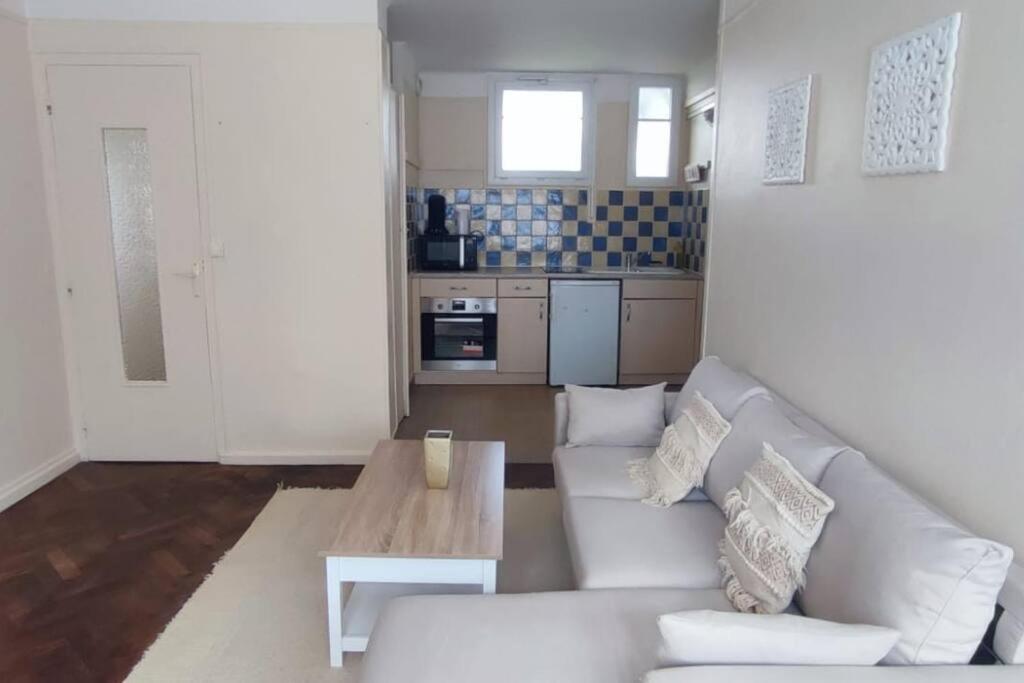 Appartement Tres Bien Place Châteauroux Eksteriør bilde